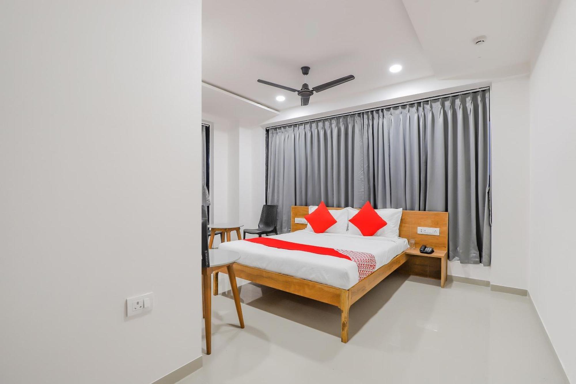 Hotel O Casa Marina Bhatha Buitenkant foto